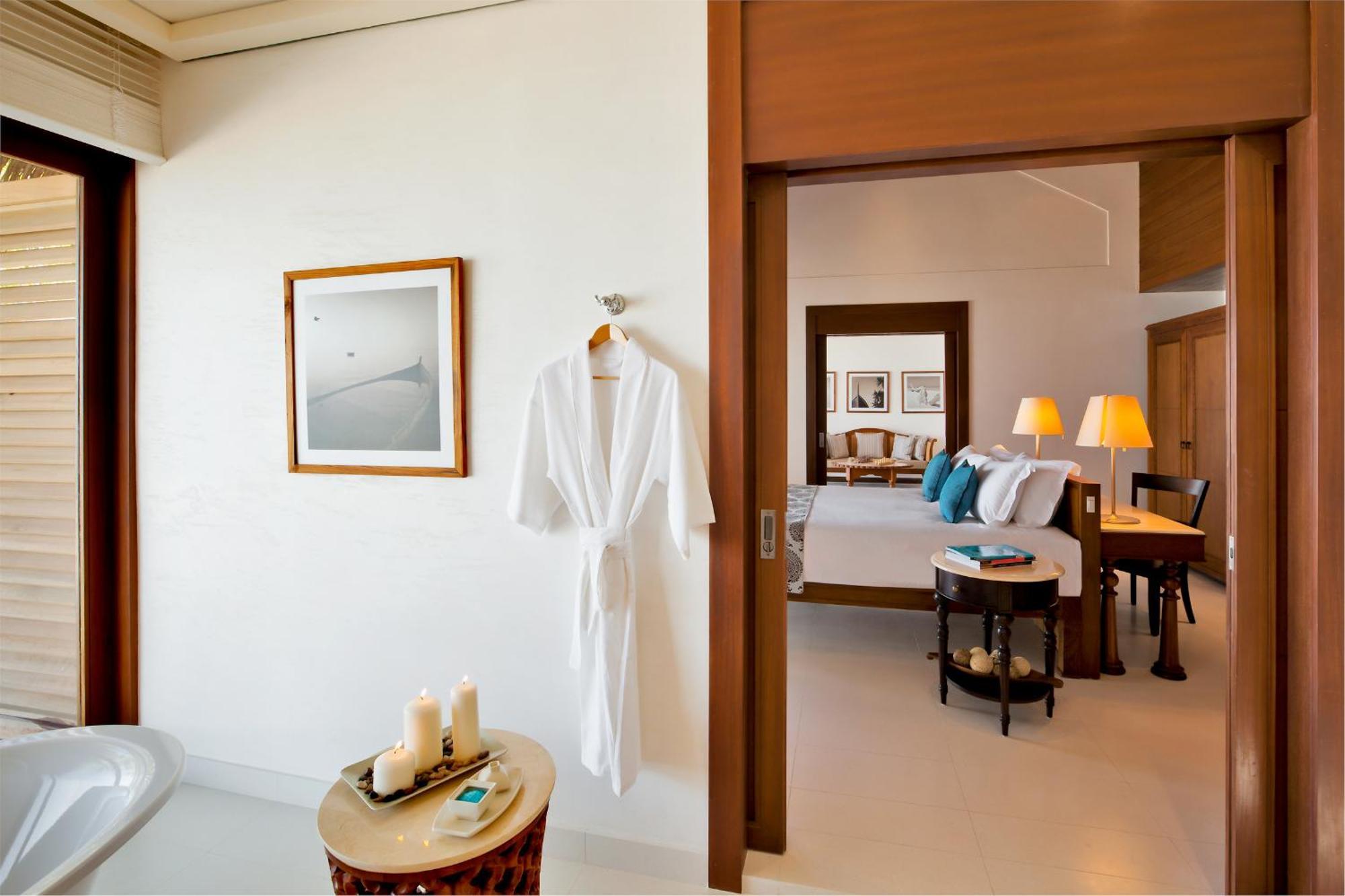 Offerta Speciale - Villa sulla Spiaggia con Piscina (2 notti) + Villa sull’Acqua con Piscina (2 notti)
